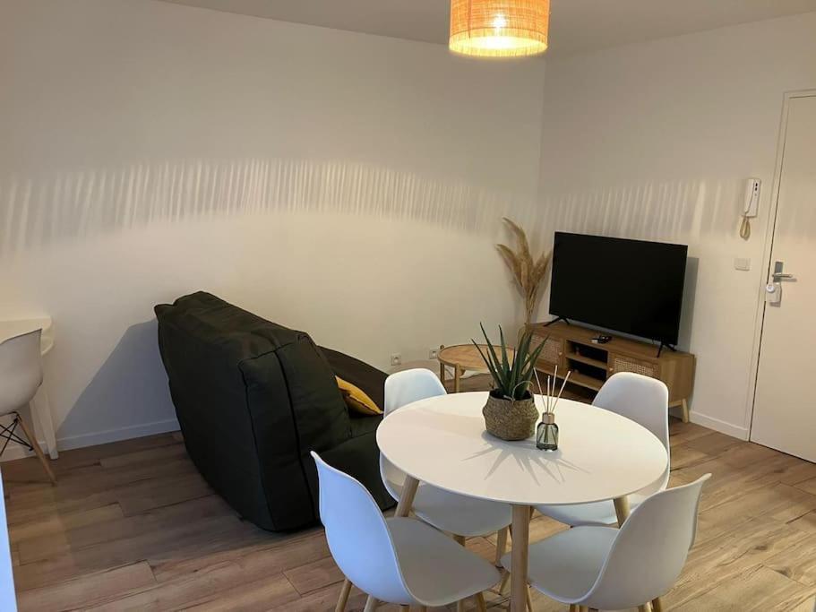 Апартаменты Studio Cosy 12 Min Arc De Triomphe Рюэй-Мальмезон Экстерьер фото